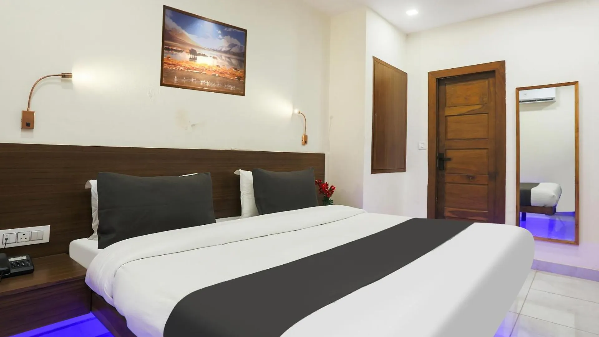 Super Townhouse Vikaspuri Hotel Delhi  Delhi (National Capital Territory of India)