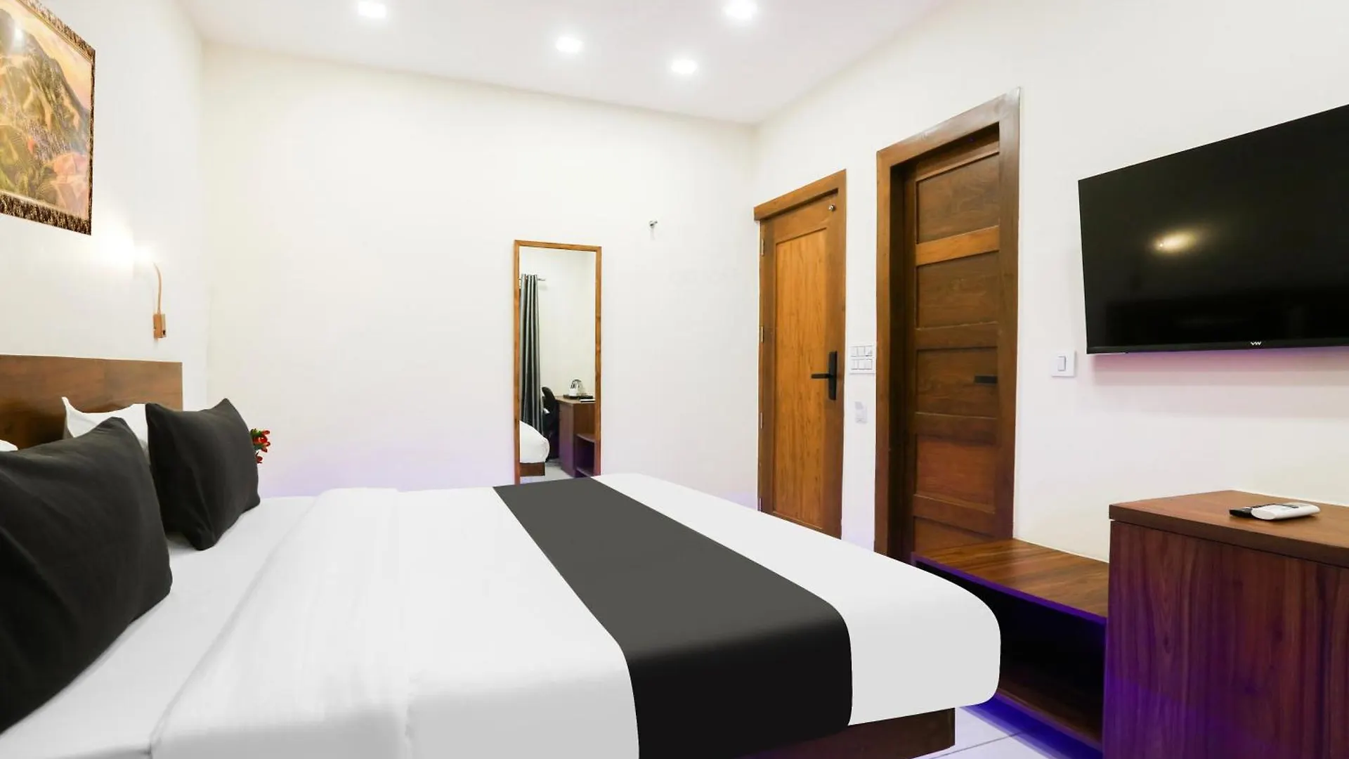 Super Townhouse Vikaspuri Hotel Delhi